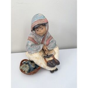 1985 Lladro Porcelain Figurine Fish Vendor Basket‎ Native American Inspired 2162